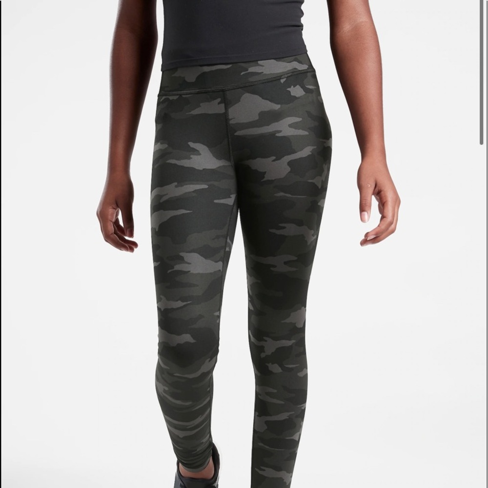 Athleta girl camo leggings